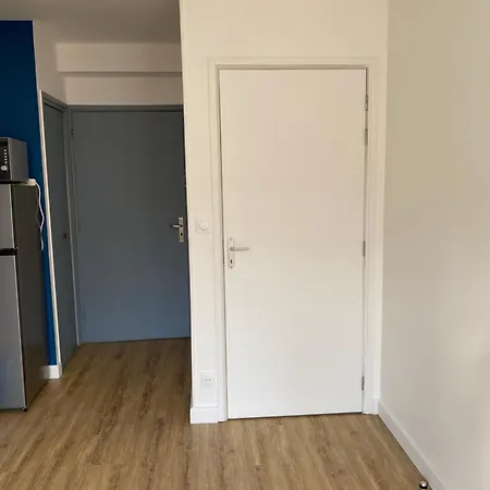 Apartment T2 Centre Avec Loggia Et Parking Prive *